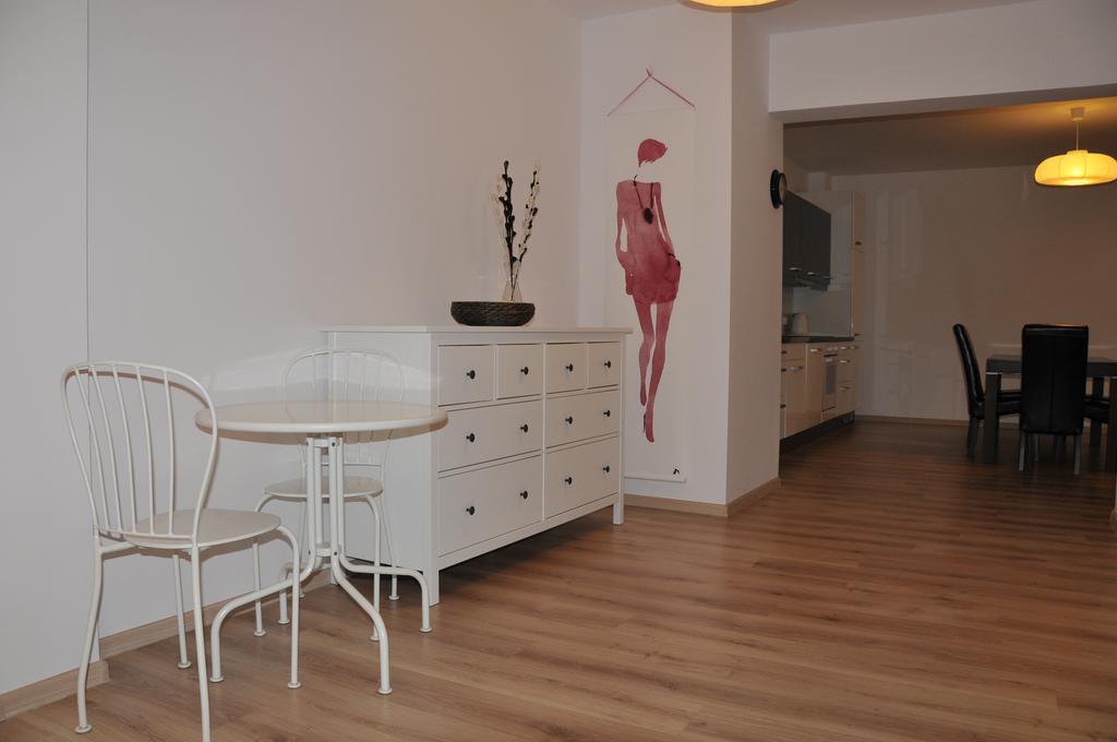 Apartamenty Everysky Jelenia Gora - 1 Maja 6 Chambre photo