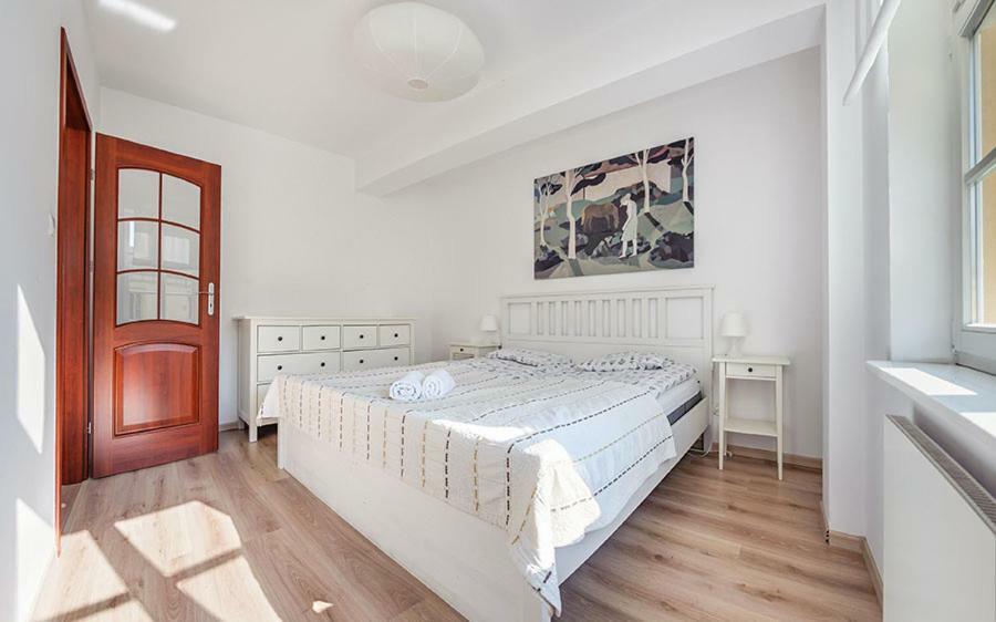 Apartamenty Everysky Jelenia Gora - 1 Maja 6 Extérieur photo