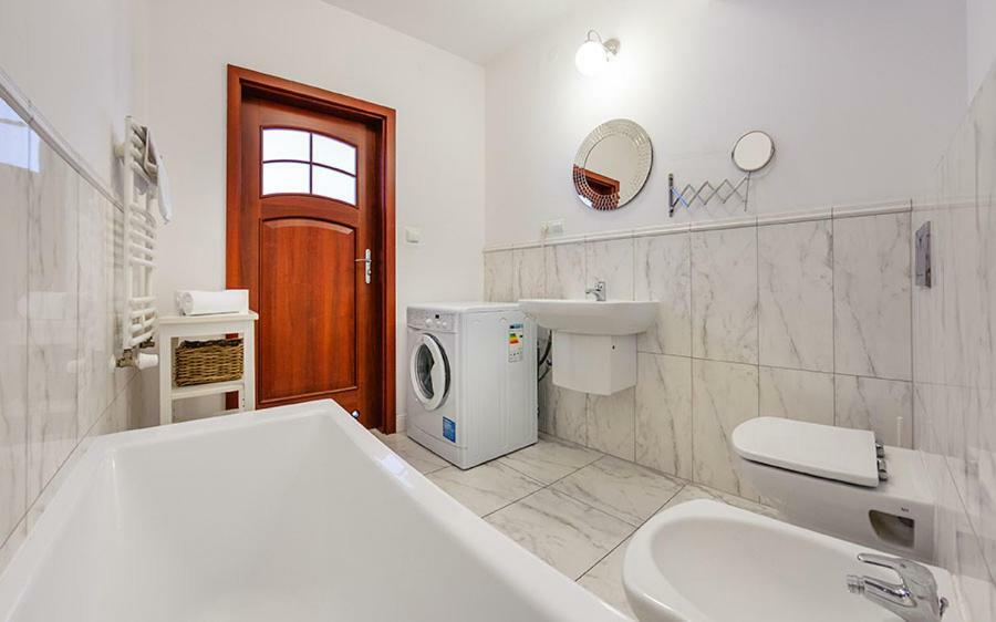 Apartamenty Everysky Jelenia Gora - 1 Maja 6 Extérieur photo